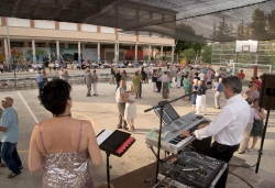 24-06-2017 Berenar per a la gent gran i ball popular