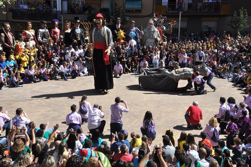 La Dansa de la Batalla, un clàssic de la Festa Major (2017)