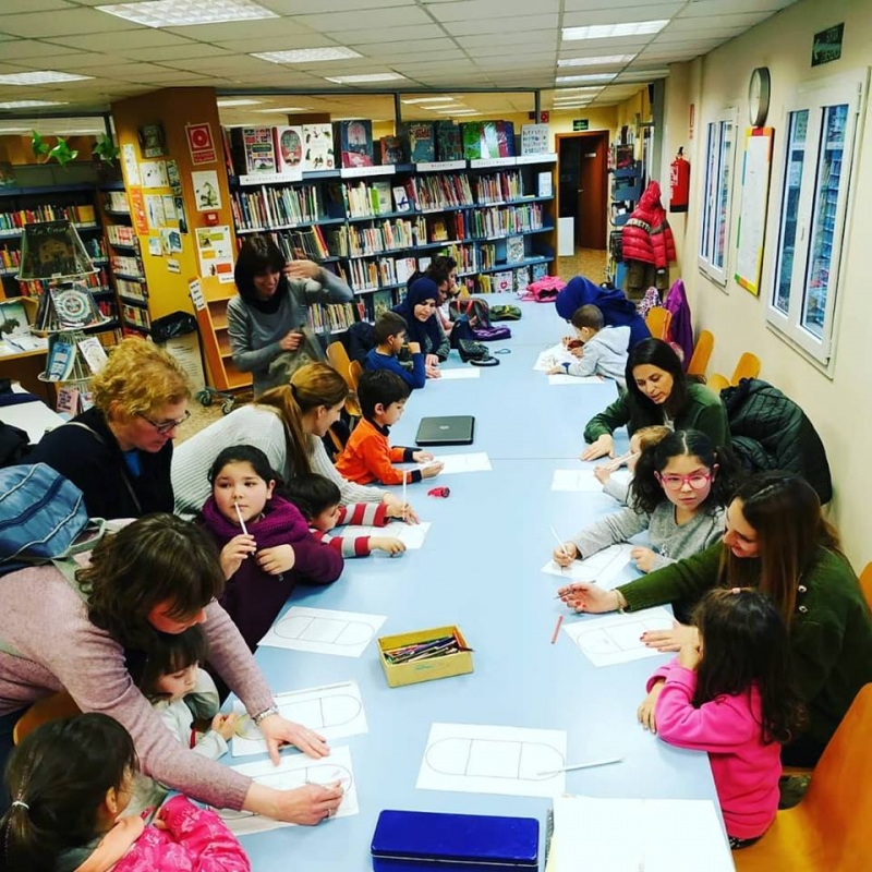 Taller de contes (Font: Biblioteca de Montornès)