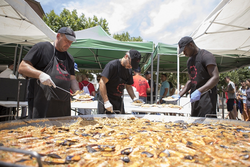 Paella popular, festes de Sant Joan (Autor: Juanjo Bermejo)