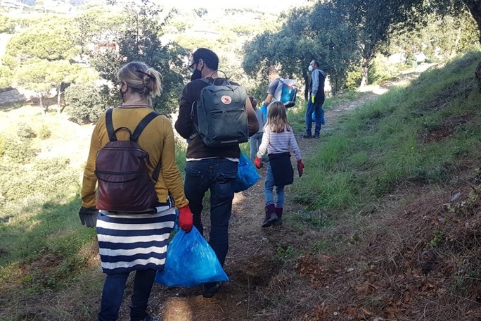 Activitat de neteja del bosc (imatge: Parc de la Serralada Litoral)