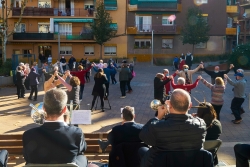 29/11/2021 - Ballada de sardanes amb la cobla Ciutat de Girona