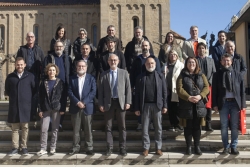 Membres del Consell del Plenari de l'associació Àmbit B30, entre els quals s'hi troba l'alcalde de Montornès (Foto: Sílvia Ferran)