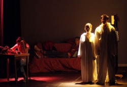 2-12-2007 - Montornès Teatre - "Cercant" a càrrec del grup avançat de l'Aula Municipal de Teatre
