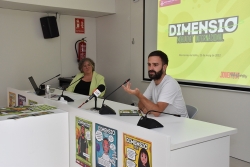 El regidor de Joventut, Sergio Carrillo, i la cap de l'Àrea d'Acció Social, Anna González, en un moment de l'acte.