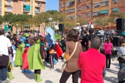 Carnaval menut - Festa a la plaça del Poble