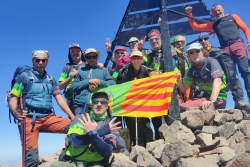 Membres de l'Associació Excursionista Lleure Montornès a la serralada de l'Atles. (imatge: AE Lleure Montornès)