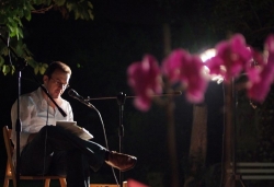 Recital poètic als jardins de Can Xerracan