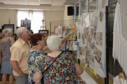 23/06/2023 - Inauguració de l'exposició de manualitats del Casal de la Gent Gran Nord.