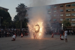 23/06/2023 - Lluïment de foc a la plaça.