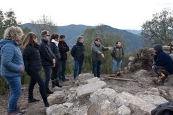 Un moment de la visita institucional al Castell de Sant Miquel.