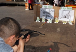 23 d'abril - Activitats, jocs i parades a la plaça de Pau Picasso