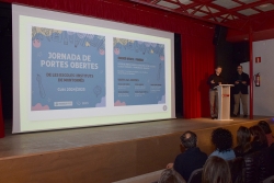 Presentació de l'acte, amb l'alcalde José A. Montero i l'inspector educatiu dels serveis territorials del Maresme - Vallès Oriental.
