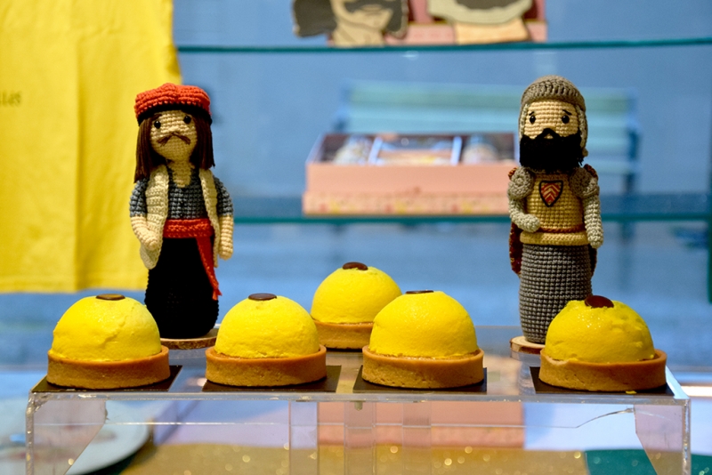 Postres de Festa Major elaborats per la Pastisseria Viñallonga el 2024. 