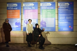 Les actrius de Dona Cançó amb informació sobre les tres figures i del procés de feminització del nomenclàtor.