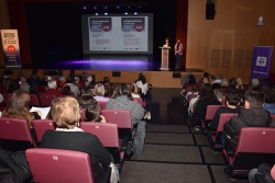 Un moment de l'acte.