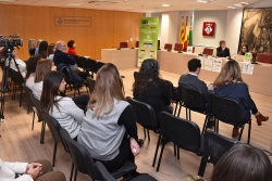 Roda de premsa sobre la campanya informativa del nou sistema de contenidors intel·ligents.