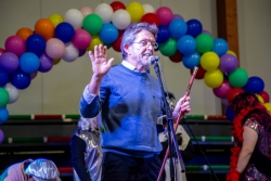 13/02/2026 - Traspàs de la vara de manar, de la mà de l'alcalde, José A. Montero.