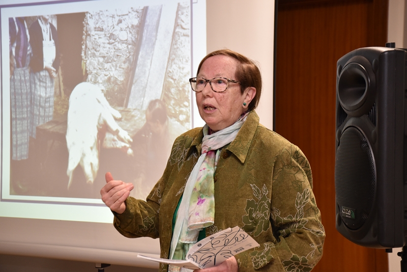Ponència "Les mocaderes de Montornès", a càrrec d'Encarna Gascón.