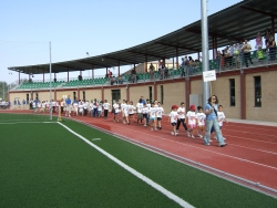 Desfilada de la I Olimpiada Escolar a la zona esportiva municipal