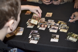 Torneig de cartes del joc Magic: The Gathering. (imatge: IGN)