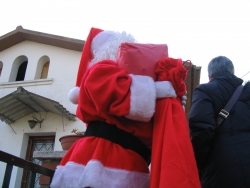 Distribució de les joguines i dels obsequis per part del Pare Noel