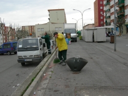 Servei de neteja viària al mercat setmanal de Montornès Nord