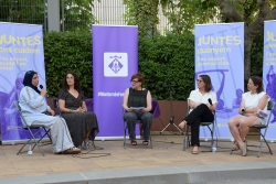 Taula rodona amb algunes de les dones que han participat en la creació de la campanya "Dones i esport".