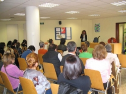 Lectura del manifest a la Biblioteca de Montornès