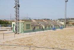 Grades del camp de futbol de Montornès Nord
