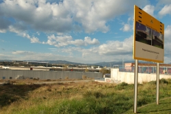 Terrenys del carrer Vallès on es projecta construir el centre de dia amb places de residència