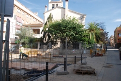 Ampliació de la zona de vianants del carrer Major amb la incorporació del carrer del Riu Mogent