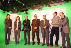 Representants dels municipis consorciats durant l'acte de posada en marxa de les emissions en proves
