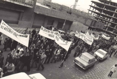 Una de les manifestacions per reclamar escoles (1978-1979) Foto: AMMV