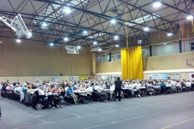 Berenar homenatge a la nostra gent gran. Foto: @MontornesFestes