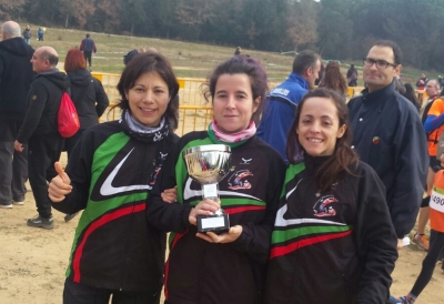 Equip veterà de cros femení del Club Atletisme Montornès (Foto: @AtlMontornes)