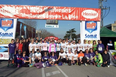 Grup de dones "Corre per la igualtat" a la Mitja Marató de l'any passat