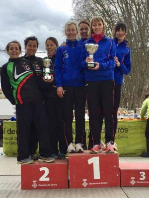 L'equip veterà femení del Club Atletisme Montornès, sots-campió de Catalunya de cros