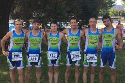 L'equip del Club Triatló Montornès en el Campionat d’Espanya de Triatló per Clubs (Font: Club Triatló Montornès)