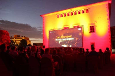 Projecció de "La Bohème" l'any passat als jardins de Manso Calders