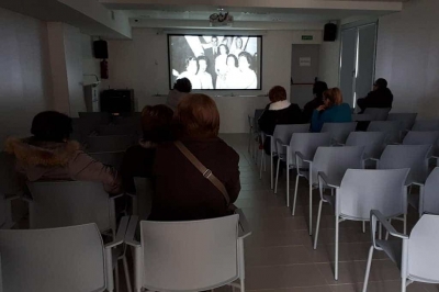 Sala d'actes amb equipament multimèdia