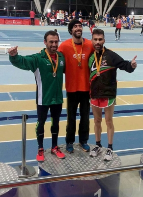 Podi d'Alberto Caballero, bronze en 3.000 m llisos (Foto: Club Atletisme Montornès)