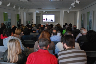 Seguiment de la presentació del llibre "Montornès del Vallès desaparegut" des de la sala d'exposicions de Can Saurina