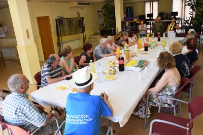 Cloenda del taller de memòria al Casal de la Gent Gran Nord