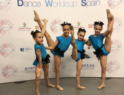 Grup de competició de l'Studio Danza Maestre (Foto: Studio Danza Maestre)