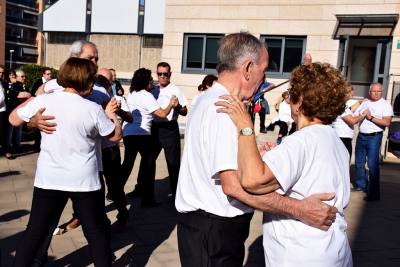 Exhibició de balls de saló, Diada de la Gent Gran