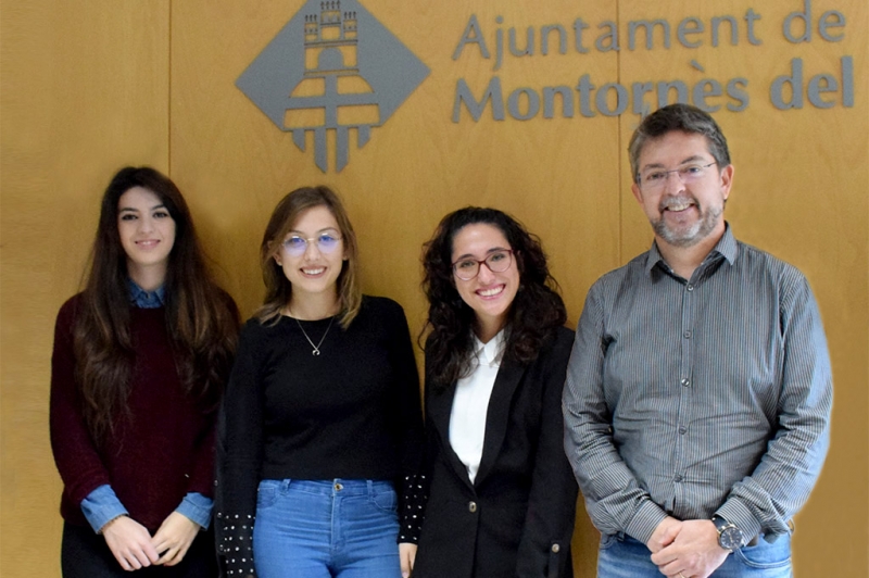 Les joves del Programa de Garantia Juvenil amb l'alcalde, José A. Montero