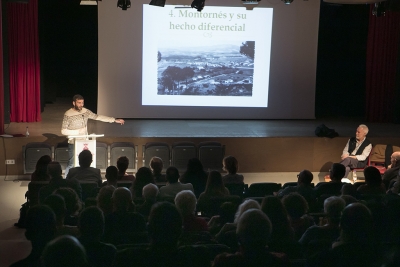 Un moment de la presentació del llibre d'Emilio José Sánchez Ortiz