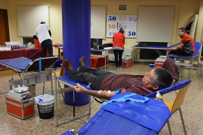 Una seixantena de persones s'han apropat a la Biblioteca per donar sang