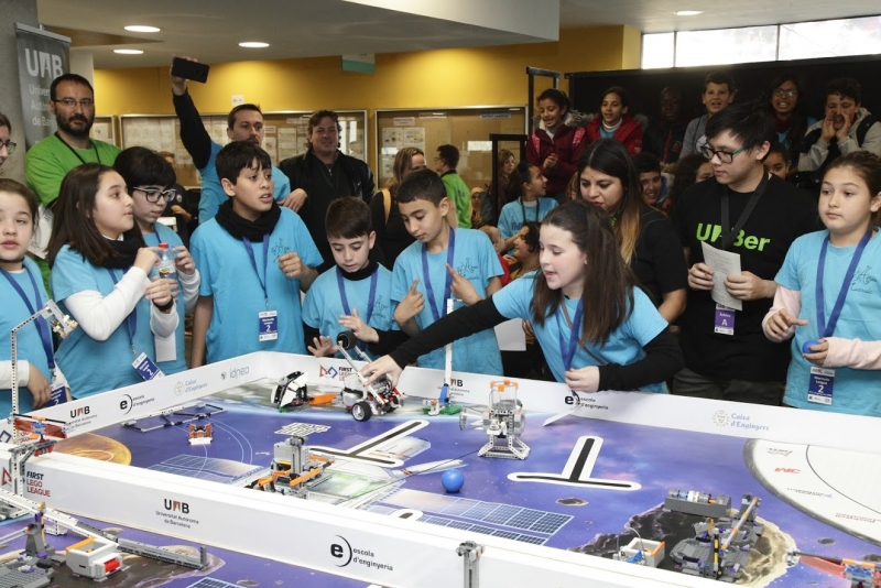 nat de 6è de l'escola Marinada al torneig First Lego League (Font: Escola Marinada)